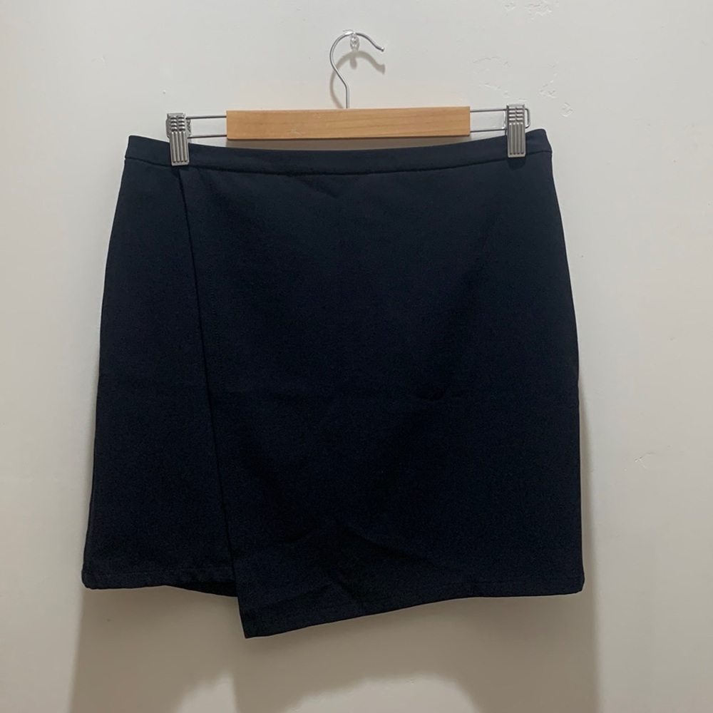 LEITH black medium mini skirt